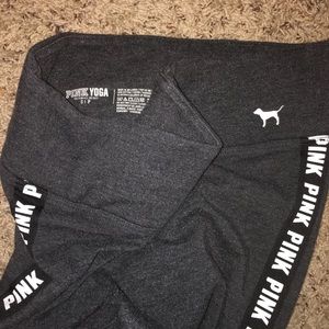 VS PINK yoga leggings